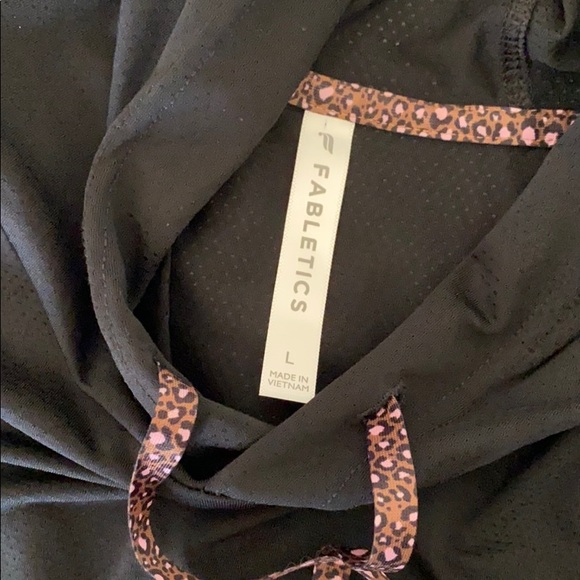 Fabletics Top - Picture 2 of 2